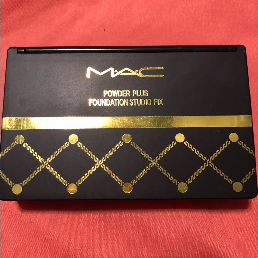 Mac powder